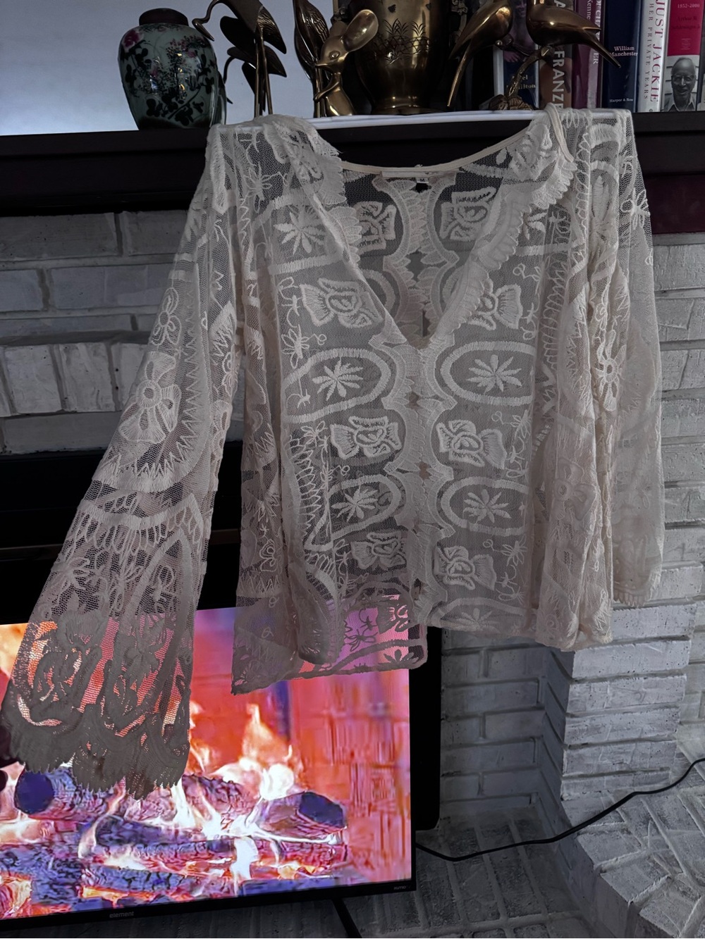 JENS PIRATE BOOTY Lace Cover top sheer, bell sleeves medium ULTRA RARE FIND
